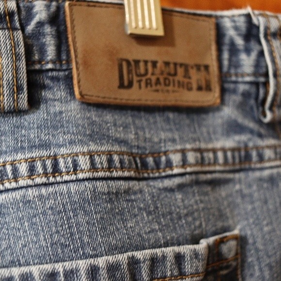 Duluth Trading Company Flex Weekender Relaxed Fit Denim Jean's 42 x 30 - Picture 12 of 12